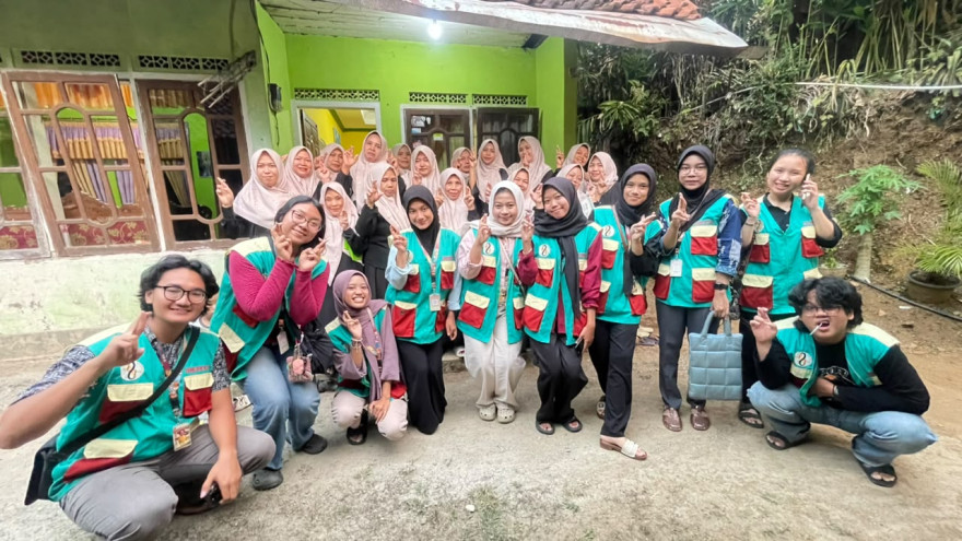 Sosialisasi Pengelolaan Sampah dan Jamban Bersih