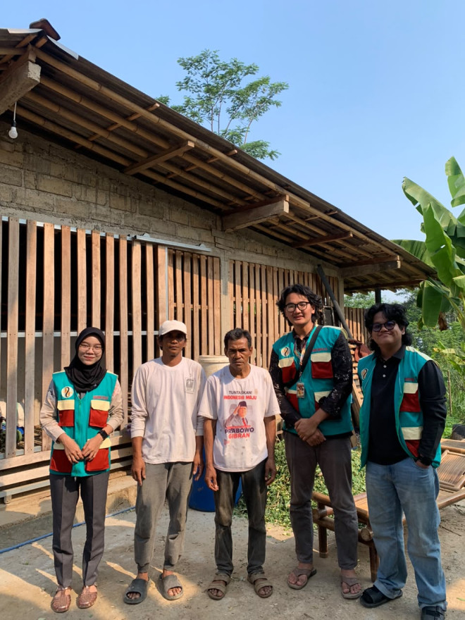 Kunjungan dan Sharing dengan Peternak Lokal Desa Kesenet